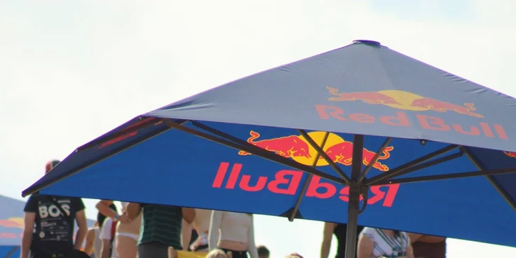 Bláznivý Slide festival: neomezený počet jízd na dlouhé nafukovací skluzavce