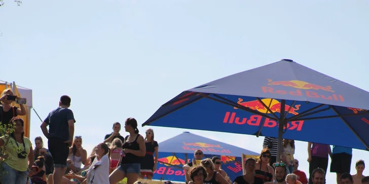 Bláznivý Slide festival: neomezený počet jízd na dlouhé nafukovací skluzavce