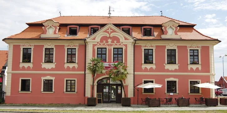 Sladká pauza na dobříšském náměstí - lahodná panna cotta & ledová káva