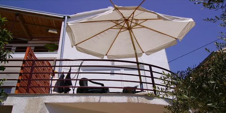 Apartmány pro 2 nebo pro 4 vzdálené jen 80 m od moře u chorvatského Šibeniku