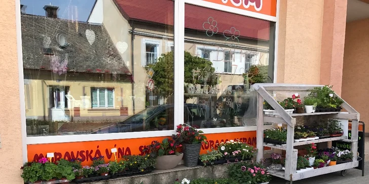 Dárková květinová krabice plná růží