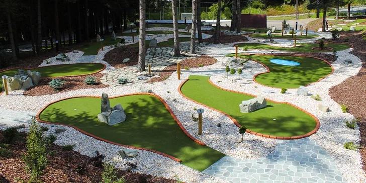 Hodina a půl adventure golfu v Beskydech pro celou rodinu či partu přátel