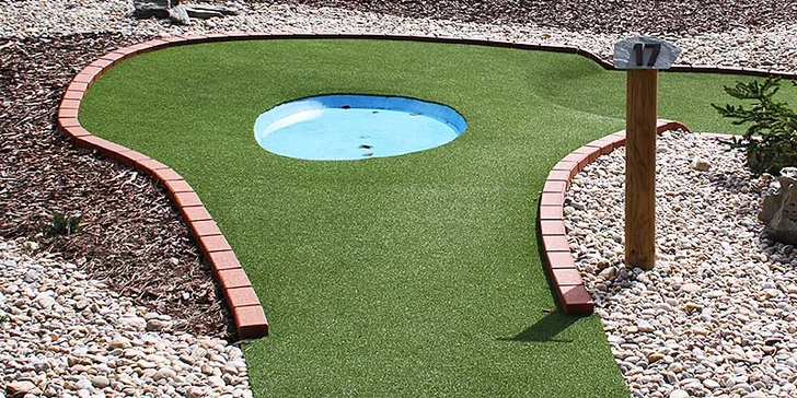 Hodina a půl adventure golfu v Beskydech pro celou rodinu či partu přátel