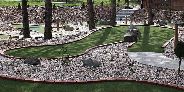 Hodina a půl adventure golfu v Beskydech pro celou rodinu či partu přátel