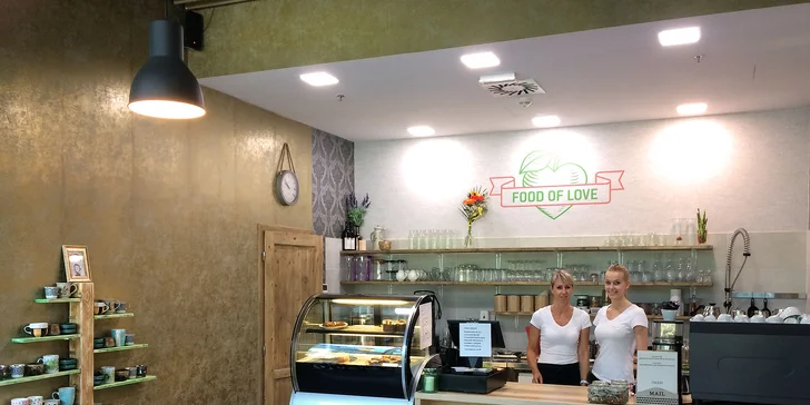 Zdravé polední menu ve veganském bistru: polévka či předkrm a hlavní chod