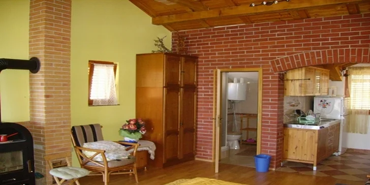 Týden v chorvatském letovisku Žaborič v apartmánovém domě jen 40 m od moře