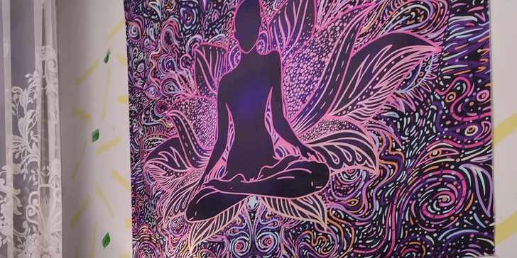 Na výběr je také baňkování i relaxační masáž kombinující prvky reiki.