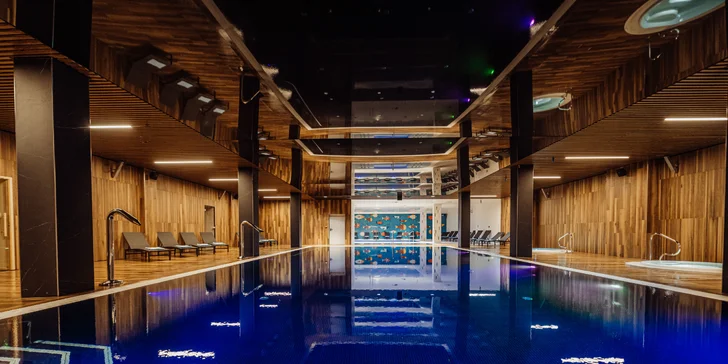 Od 20:30 do 22:00 je wellness vyhradený iba pre osoby staršie ako 16 rokov.