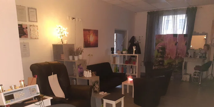Vybrat si můžete jak základní proceduru na 60 minut, tak 90minutový rituál rozšířený o masáž pohlaví.