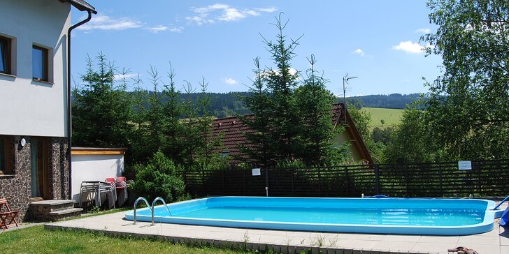 Pobyt na Dolní Moravě pro 3–6 výletníků s polopenzí i venkovním bazénem