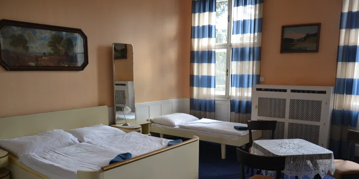 Romantika u Babiččina údolí: zimní či jarní pobyt ve Vile Čerych pro 2 osoby