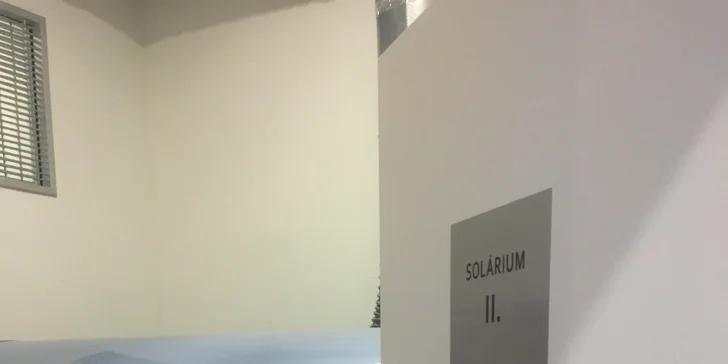 Bronz za každého počasí: permanentka do solária na 100 minut