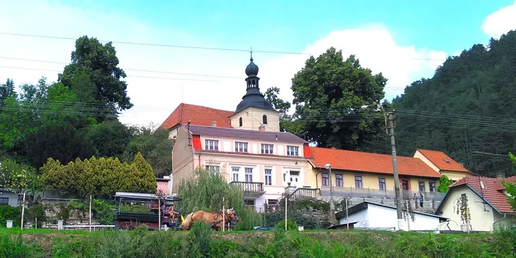 Hurá na Berounku - vyhlídkové plavby karlštejnským podhradím