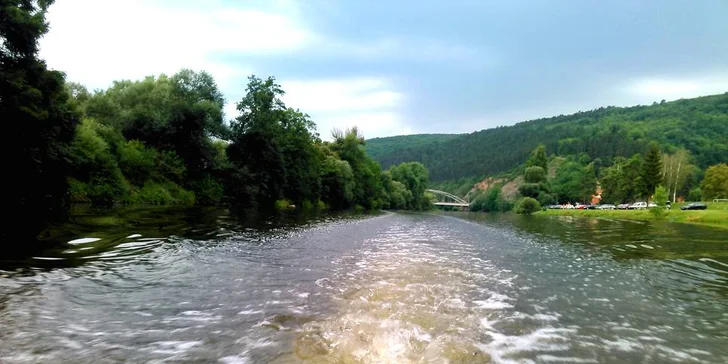 Hurá na Berounku - vyhlídkové plavby karlštejnským podhradím