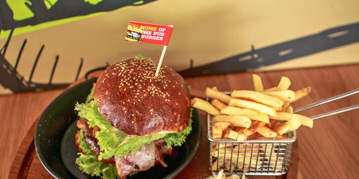 Smlsněte si na poctivém burgeru dle vašeho výběru v hospodě se samovýčepem