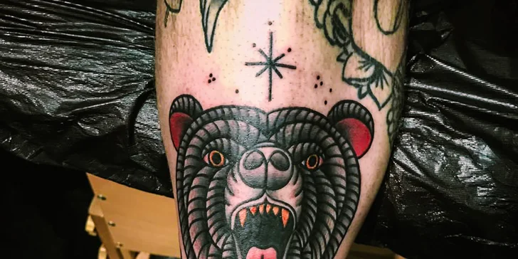 Láska na celý život: Parádní kérka od profesinálů ze studia Tata Tattoo