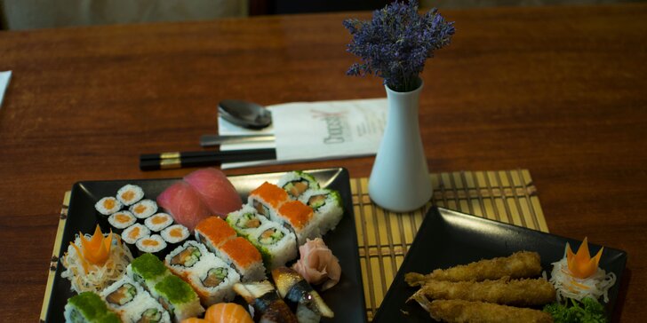 Sushi menu pro 2 nebo 4 osoby: rolky, tempura, polévky i koktejly či víno
