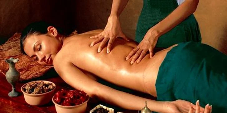 120 minut relaxu pro dámy s masáží a drinky v salonu Royal Jasmine Spa