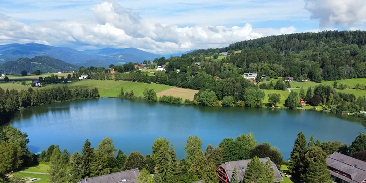 Bydlet budete v dosahu překrásných jezer (Maltschacher See - 13 km od penzionu).