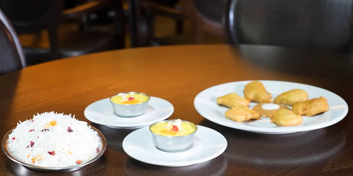 Autentické nepálské menu pro dva – masové i vegetariánské speciality