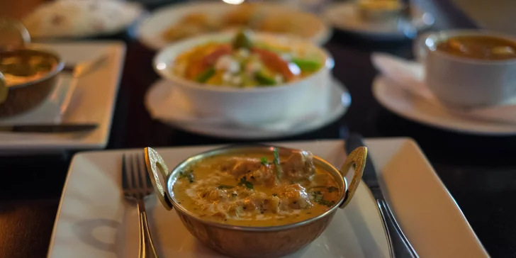 Autentické nepálské menu pro dva – masové i vegetariánské speciality