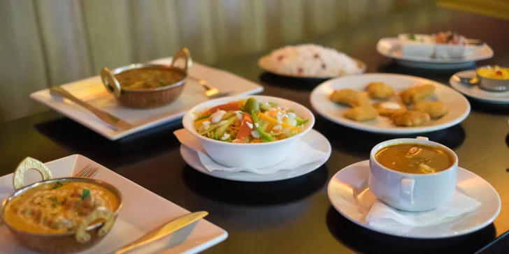 Autentické nepálské menu pro dva – masové i vegetariánské speciality