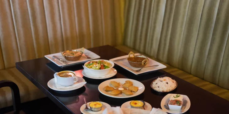 Autentické nepálské menu pro dva – masové i vegetariánské speciality