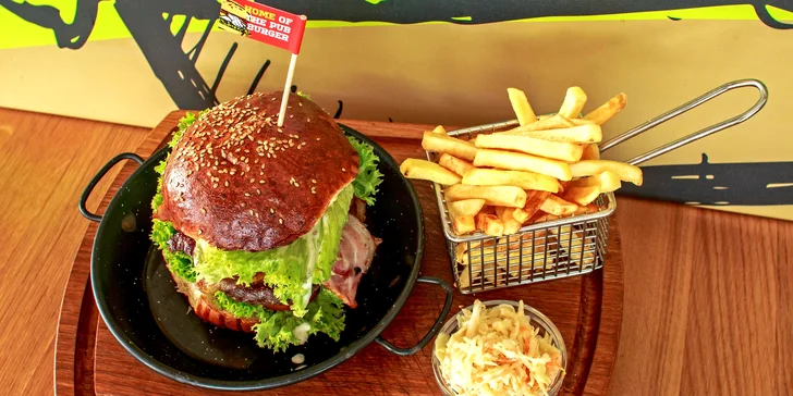 Dva burgery podle výběru z 10 skvělých variant, Coleslaw a hranolky