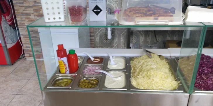 Jídlo s sebou pro 1 či 2 osoby: Kebab a pití z bistra na náměstí Jiřího z Poděbrad