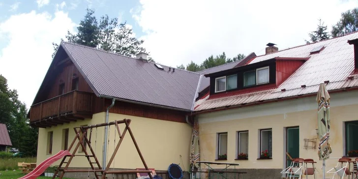 Podzim na Šumavě: chata s infrasaunou pro 15 osob nebo apartmán pro 3 osoby
