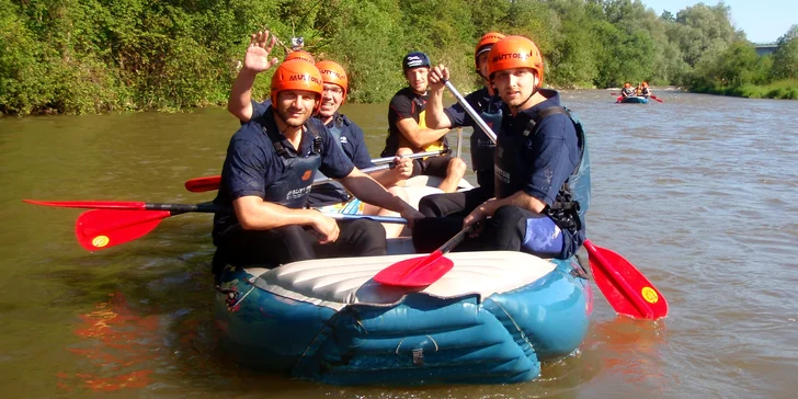 Za adrenalinem do Liptovského Mikuláše: vzrušující rafting na řece Váh