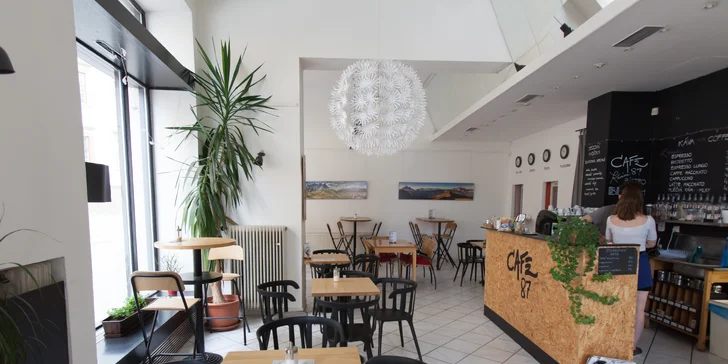 Olomoučtí hipsteři mají novou Mekku: přijďte na dezert a kávu do Cafe 87