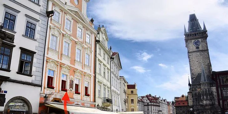 Caesar salát pro 1 nebo pro 2 na Staroměstském náměstí