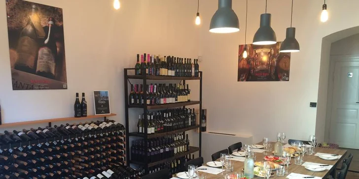 Dvouhodinová degustace francouzských vín, občerstvení a výklad sommeliera