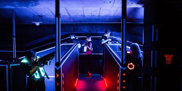 Laser game pro 8 nebo až 12 hráčů: nová aréna s nejmodernějšími zbraněmi v ČR