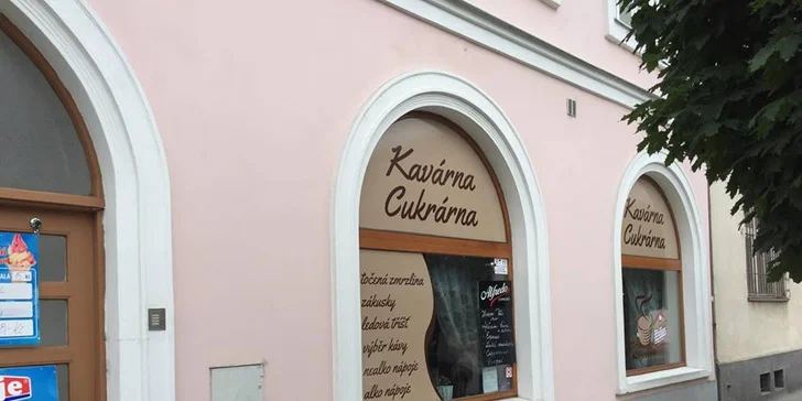Oslaďte si život ve Fulneku: Káva se zákuskem dle výběru a domácí limonáda