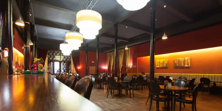 Odpolední nepálské menu pro dva: masové i vegetariánské speciality