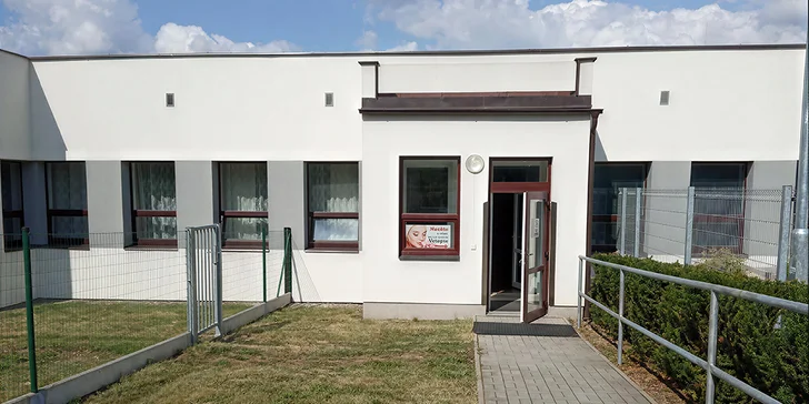 Masérku najdete v ulici Pod Nádražím.