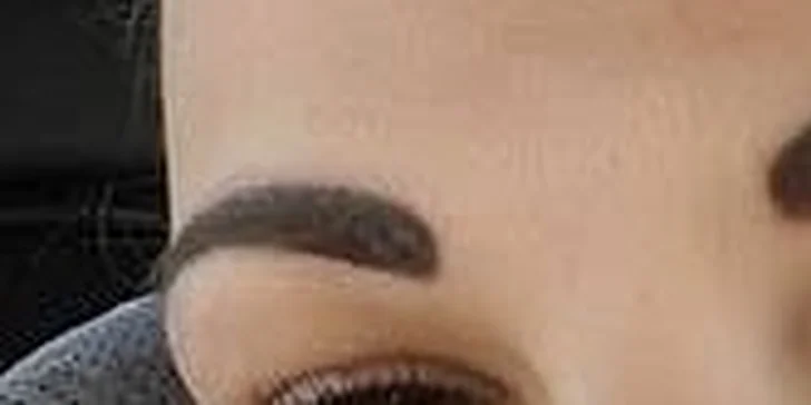Permanentní make-up obočí pudrovou metodou