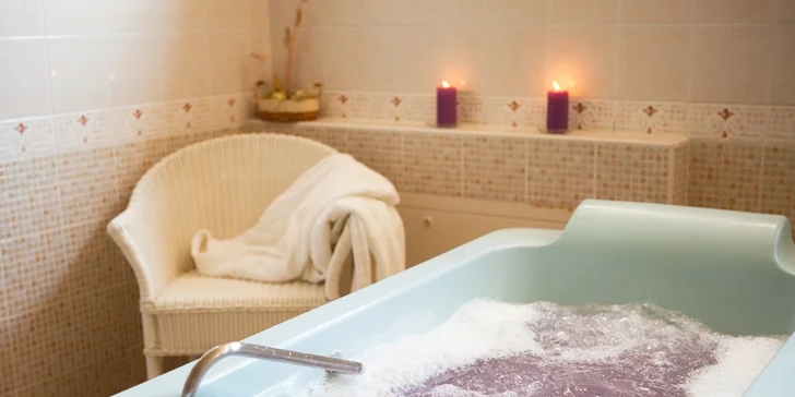 Relaxační pobyt v Trenčianských Teplicích: Neomezený wellness a polopenze pro 2