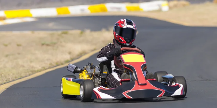 8 nebo 16 minut adrenalinové jízdy v motokáře Sodi s motorem Honda