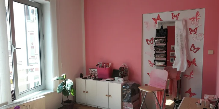 Krása skrytá v detailu: kurz líčení s profesionální vizážistkou pro 1 nebo 2
