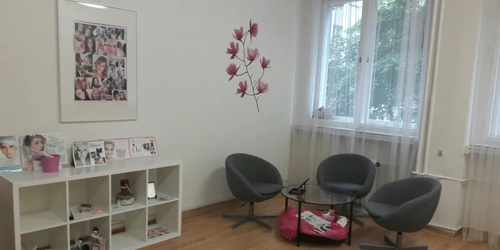 Krása skrytá v detailu: kurz líčení s profesionální vizážistkou pro 1 nebo 2