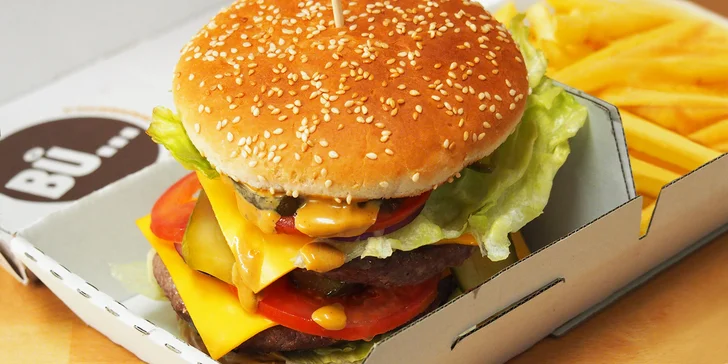 2 fešáci k nakousnutí: burgery s sebou výběrem ze 6 druhů a 2× hranolky