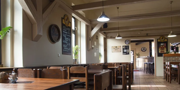 3chodové menu pro dva: hermelín, bramboráčky, burger či kuřecí prsa a palačinka