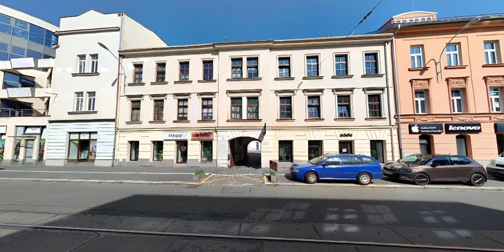 Masážní studio najdete nedaleko nemocnice sv. Anny.