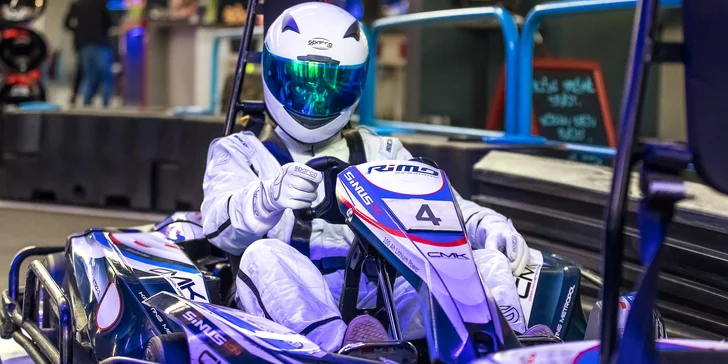 Dvě 10minutové jízdy v nadupané motokáře na trati s klopenou zatáčkou