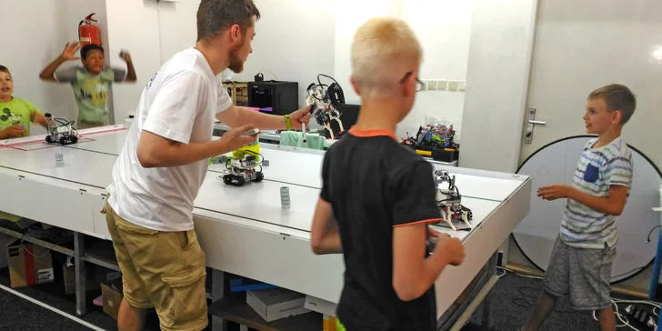 Pětidenní příměstský tábor pro malé vědátory: úžasný svět robototechniky