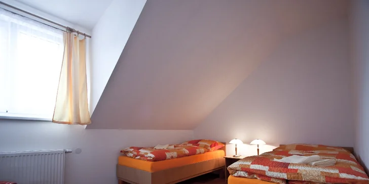 Relax poblíž Hluboké nad Vltavou: výlet lodí i varianty s parní saunou
