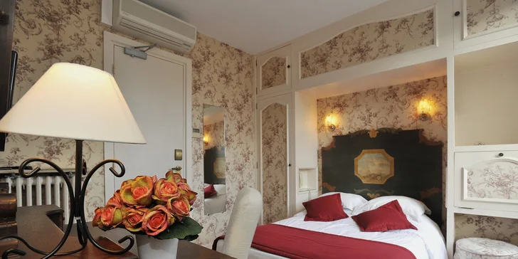 Léto nebo podzim nad Seinou: elegantní hotel blízko La Défense se snídaní pro 2
